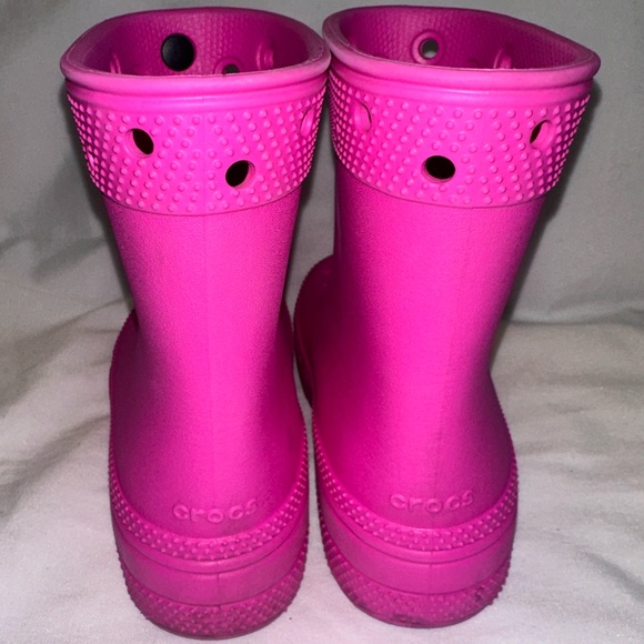 CROCS Pink Rain & Snow Boots with Waterproof Design - Picture 4 of 6